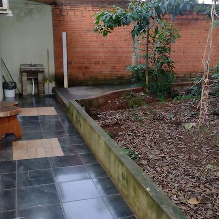 Liart Hospedajes Puerto Iguazú Exteriör bild